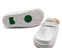 Certifikovaná dámská zdravotní obuv MedPro - Bílá