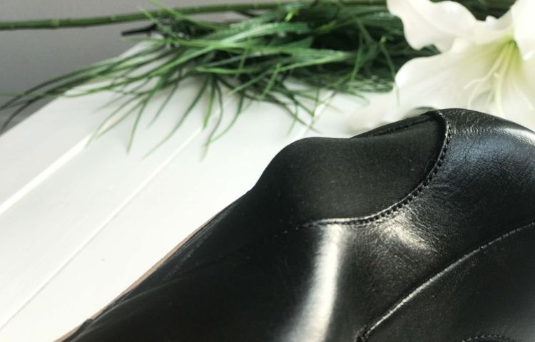 Zdravotní obuv na halluxy Leons Comfy - Černá