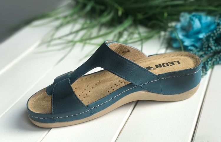 Leons Vita - Modrá